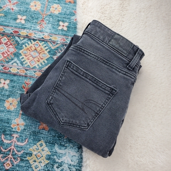 American Eagle Washed Black Stretch Mom Jeans 0 Reg - Picture 8 of 9